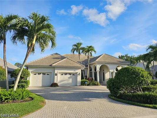 Property Slideshow image 2 of 36 | 710 shadow lake ln, Naples, FL, 34108