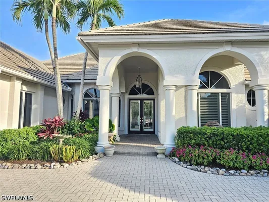 Property Slideshow image 3 of 36 | 710 shadow lake ln, Naples, FL, 34108