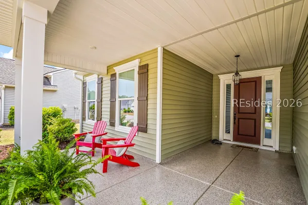 Property Slideshow image 3 of 31 | 125 carolina oaks ave, Bluffton, SC, 29909