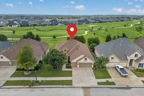 Property Slideshow image 2 of 40 | 9524 crestview dr, Denton, TX, 76207