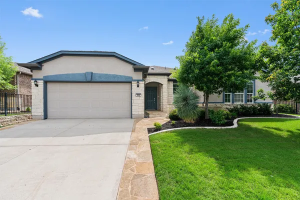 Property Slideshow image 2 of 40 | 509 davis mountain cir, Georgetown, TX, 78633