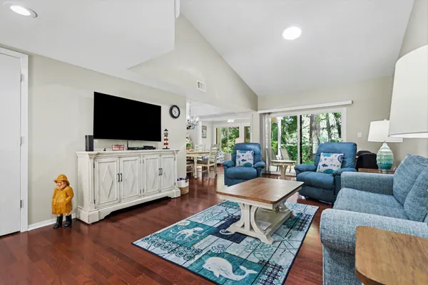 Property Slideshow image 2 of 32 | 256 tall pines way 6-28, Pawleys Island, SC, 29585