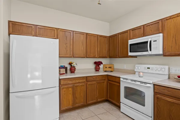 Property Slideshow image 2 of 40 | 319 essex ln, Georgetown, TX, 78633