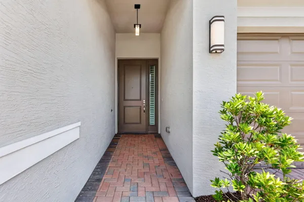 Property Slideshow image 2 of 100 | 12440 sw blue mangrove pkwy, Port St Lucie, FL, 34987