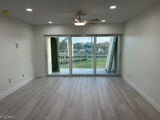 Property Slideshow image 2 of 12 | 6220 augusta dr 413, Fort Myers, FL, 33907