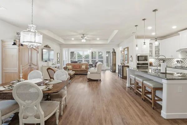 Property Slideshow image 2 of 50 | 5803 pedernales bend ln, Fulshear, TX, 77441