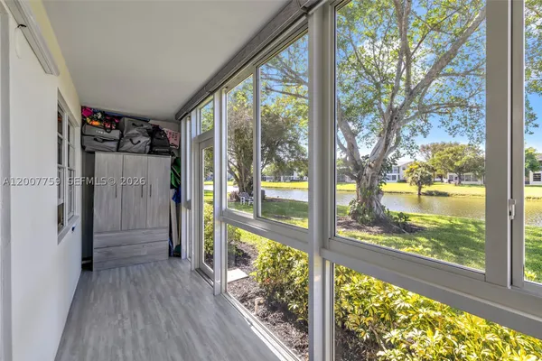 Property Slideshow image 2 of 33 | 494 w tilford w 494, Deerfield Beach, FL, 33442