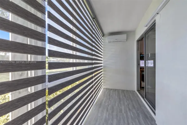 Property Slideshow image 3 of 33 | 494 w tilford w 494, Deerfield Beach, FL, 33442