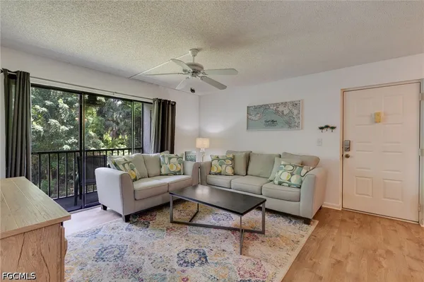 Property Slideshow image 3 of 26 | 9540 green cypress ln 13, Fort Myers, FL, 33905