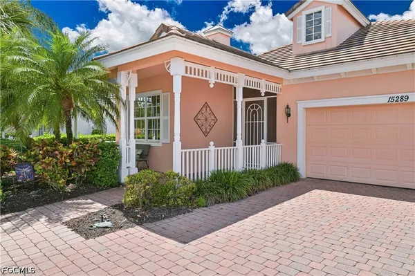 Property Slideshow image 3 of 48 | 15289 yellow wood dr, Alva, FL, 33920