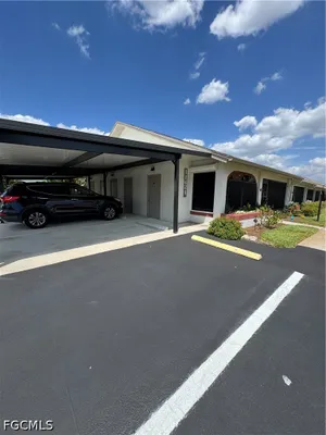 Property Slideshow image 3 of 41 | 11421 caravel cir 3150, Fort Myers, FL, 33908