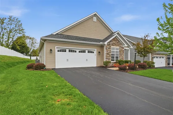 Property Slideshow image 3 of 44 | 401 northview dr, Lancaster Twp, PA, 16037