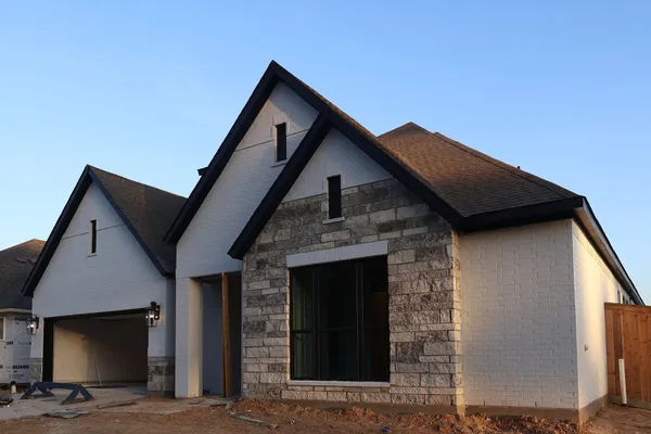 Property Slideshow image 2 of 20 | 21857 golden putt dr, Porter, TX, 77365