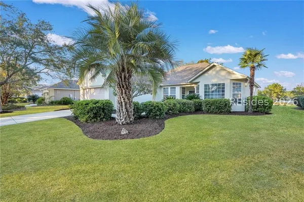 Property Slideshow image 2 of 38 | 10 hampton cir, Bluffton, SC, 29909
