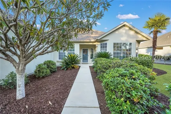 Property Slideshow image 3 of 38 | 10 hampton cir, Bluffton, SC, 29909