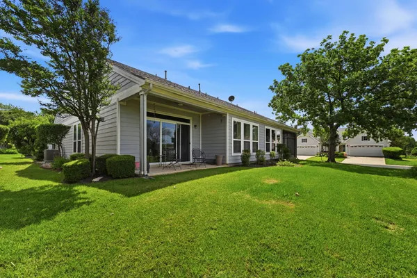 Property Slideshow image 2 of 40 | 120 bowie cir, Georgetown, TX, 78633
