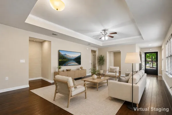 Property Slideshow image 3 of 37 | 210 kickapoo creek ln, Georgetown, TX, 78633