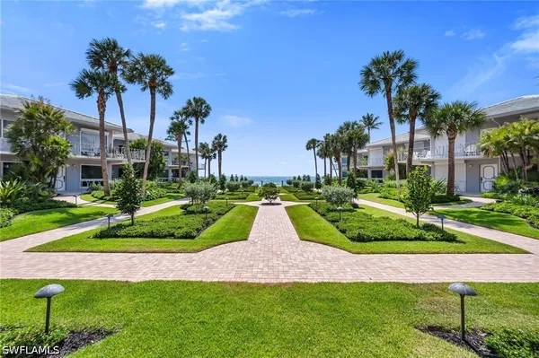 Property Slideshow image 2 of 23 | 1851 gulf shore blvd 103, Naples, FL, 34102