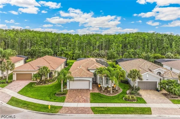 Property Slideshow image 2 of 35 | 11331 merriweather ct, Fort Myers, FL, 33913