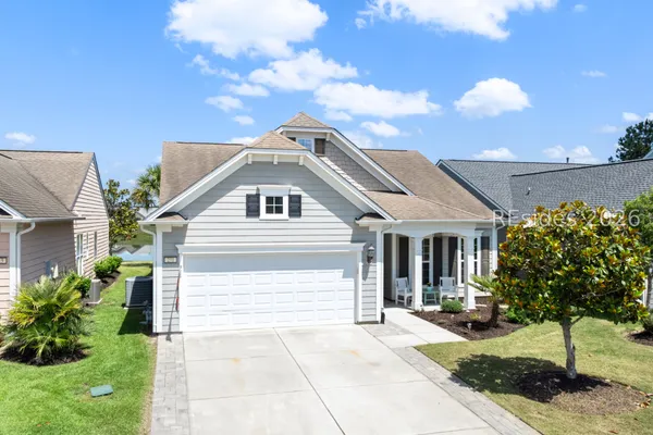 Property Slideshow image 2 of 73 | 231 bluff point ln, Bluffton, SC, 29909