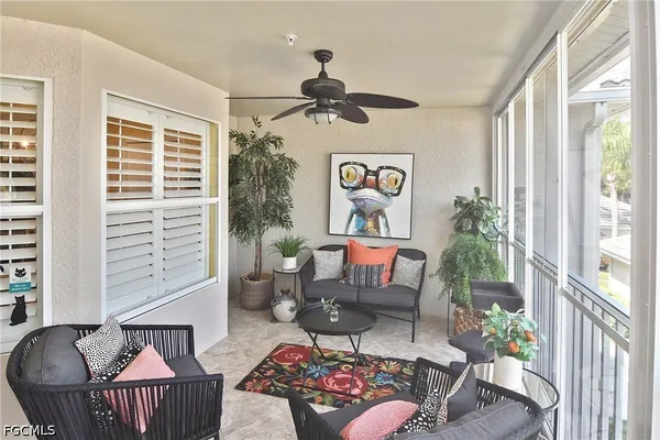 Property Slideshow image 2 of 42 | 10381 mcarthur palm ln 2721, Fort Myers, FL, 33966
