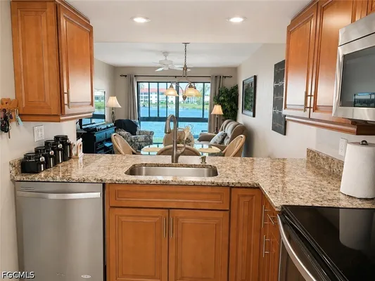 Property Slideshow image 2 of 20 | 11610 caravel cir 105, Fort Myers, FL, 33908