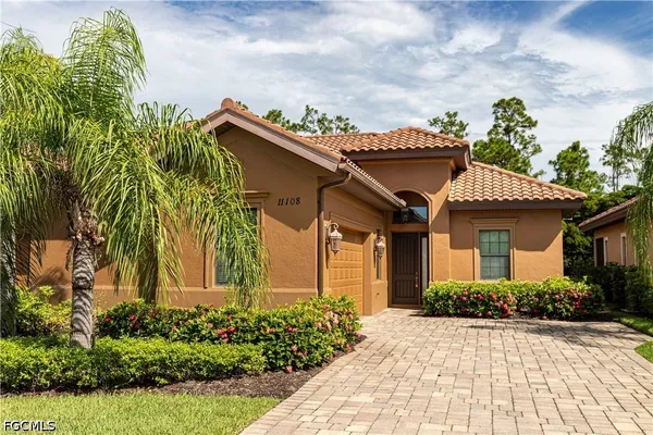 Property Slideshow image 2 of 49 | 11108 esteban dr, Fort Myers, FL, 33912