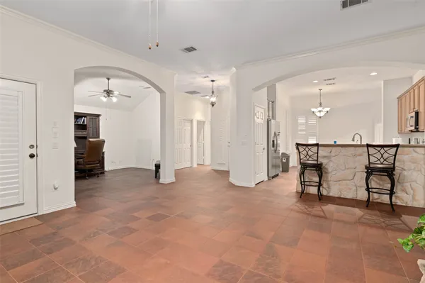Property Slideshow image 3 of 29 | 10108 serene ct, Denton, TX, 76207