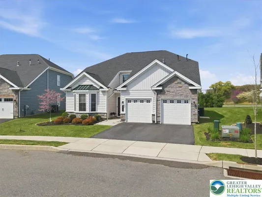 Property Slideshow image 3 of 90 | 3912 independence dr, Bethlehem Twp, PA, 18045
