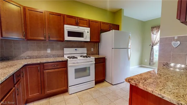 Property Slideshow image 3 of 24 | 37911 ashfield way, North Ridgeville, OH, 44039