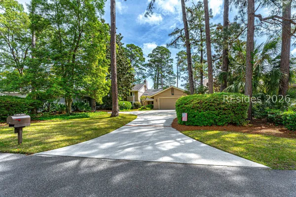 Property Slideshow image 2 of 96 | 21 cottonwood ln, Hilton Head Island, SC, 29926