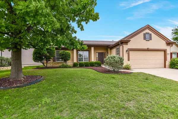 Property Slideshow image 2 of 20 | 614 armstrong dr, Georgetown, TX, 78633