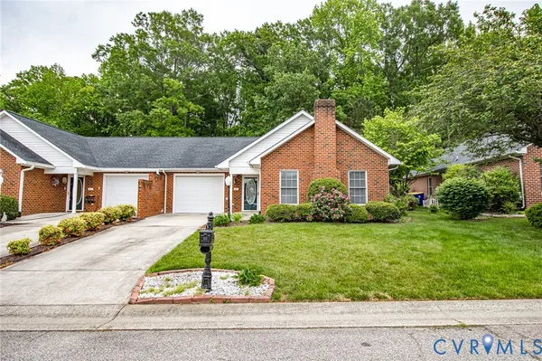 Property Slideshow image 2 of 28 | 409 cobblestone dr, Hopewell, VA, 23860