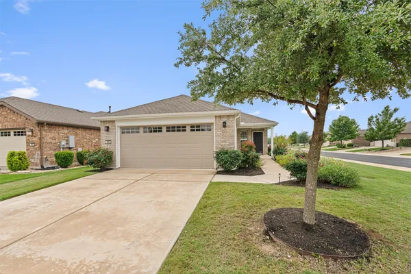 Property Slideshow image 3 of 34 | 400 fannin ct, Georgetown, TX, 78633