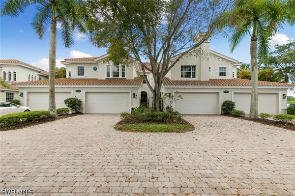 Property Slideshow image 3 of 50 | 9066 cascada way 101, Naples, FL, 34114
