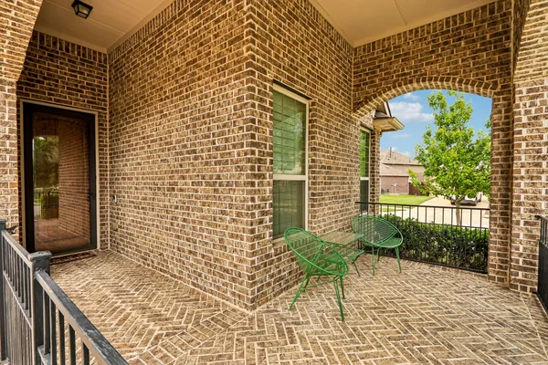 Property Slideshow image 3 of 36 | 1441 isabella ln, Savannah, TX, 76227