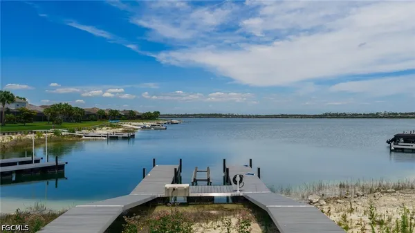 Property Slideshow image 3 of 34 | 15002 blue bay cir, Fort Myers, FL, 33913
