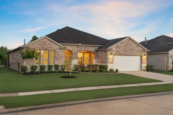 Property Slideshow image 2 of 46 | 3411 sapelo way, Richmond, TX, 77469