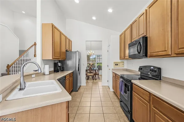Property Slideshow image 3 of 47 | 9044 shadow glen way, Fort Myers, FL, 33913