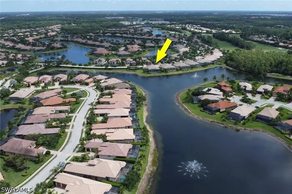 Property Slideshow image 2 of 37 | 6685 costa cir, Naples, FL, 34113