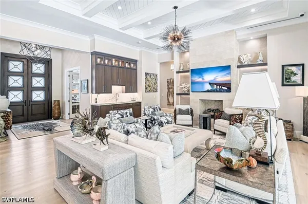 Property Slideshow image 3 of 50 | 3003 crayton rd, Naples, FL, 34103