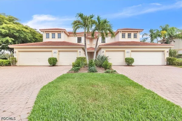 Property Slideshow image 2 of 46 | 3000 meandering way 202, Fort Myers, FL, 33905