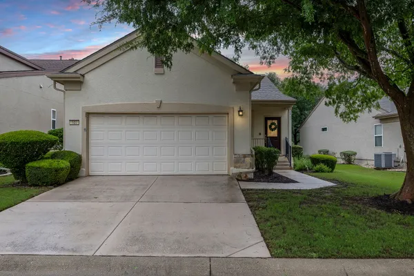 Property Slideshow image 2 of 24 | 108 farm hill dr, Georgetown, TX, 78633