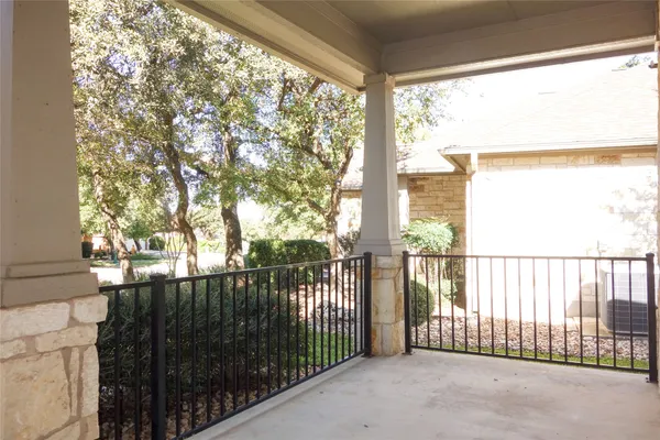 Property Slideshow image 2 of 40 | 818 caprock canyon trl, Georgetown, TX, 78633