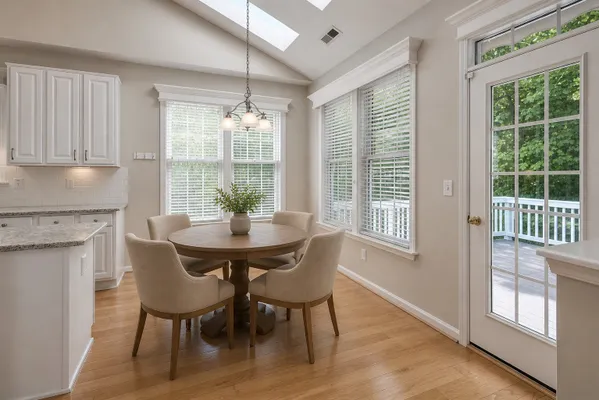 Property Slideshow image 3 of 43 | 4724 levingston ln, Williamsburg, VA, 23188