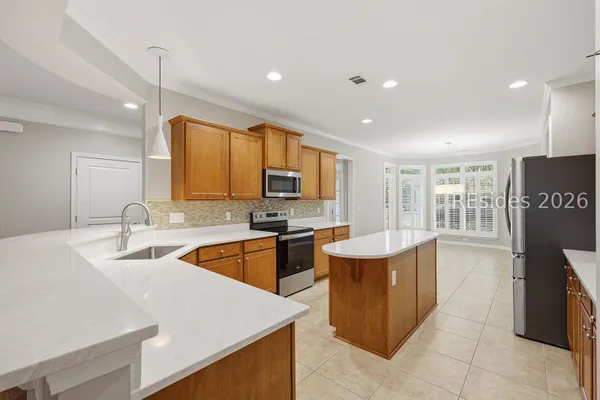 Property Slideshow image 3 of 59 | 6 indigo bunting ct, Bluffton, SC, 29910