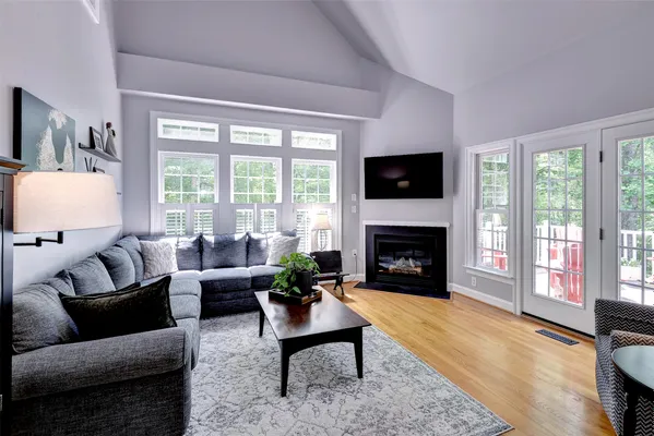 Property Slideshow image 2 of 46 | 118 ainsdale, Williamsburg, VA, 23188