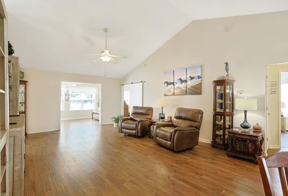 Property Slideshow image 3 of 32 | 911 don donald ct, Myrtle Beach, SC, 29588