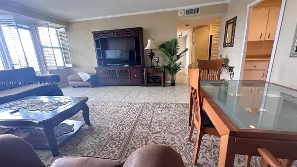 Property Slideshow image 3 of 32 | 3200 ne 36th st 504, Fort Lauderdale, FL, 33308