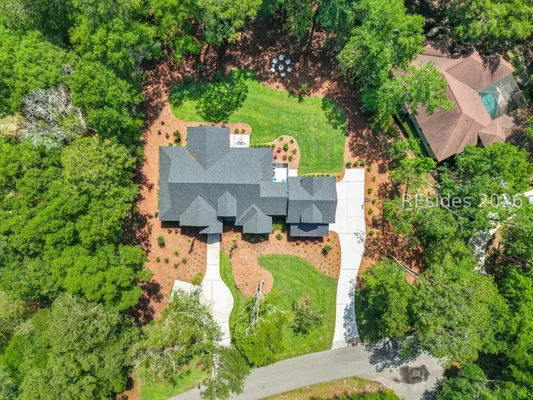 Property Slideshow image 3 of 47 | 3 pond dr, Hilton Head Island, SC, 29926